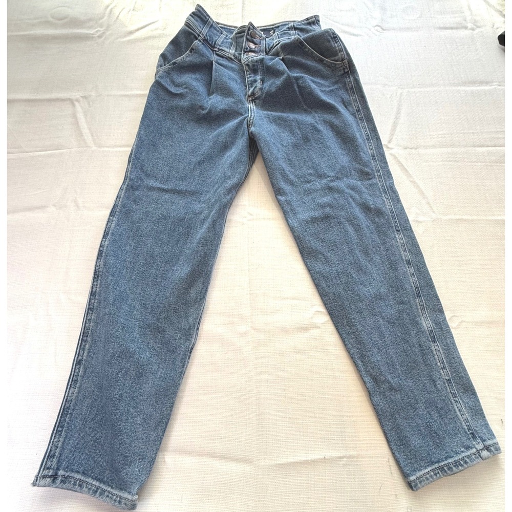 Hollister Ultra High-Rise 80s Mom Jean Medium Wash Pleated Tapered W23 L24‎